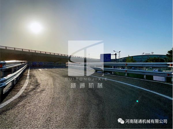 中國(guó)水利水電第七工程局有限公司成都軌道交通19號(hào)線鋼便橋項(xiàng)目順利通車(圖4)