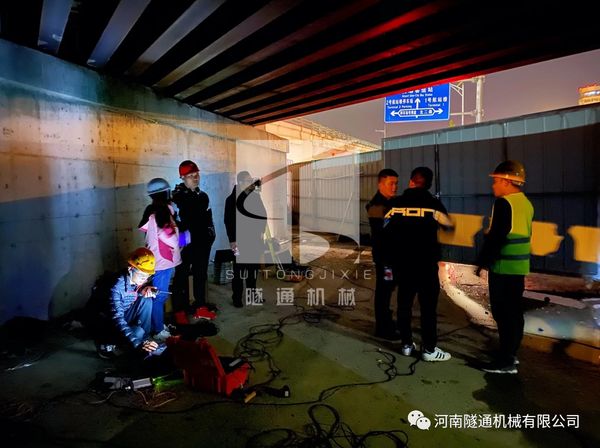 中國(guó)水利水電第七工程局有限公司成都軌道交通19號(hào)線鋼便橋項(xiàng)目順利通車(圖9)
